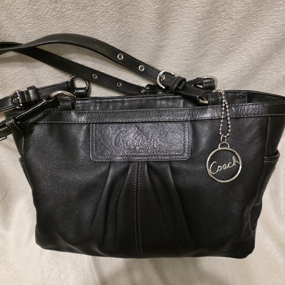 Coach Black Leather Shoulder Bag